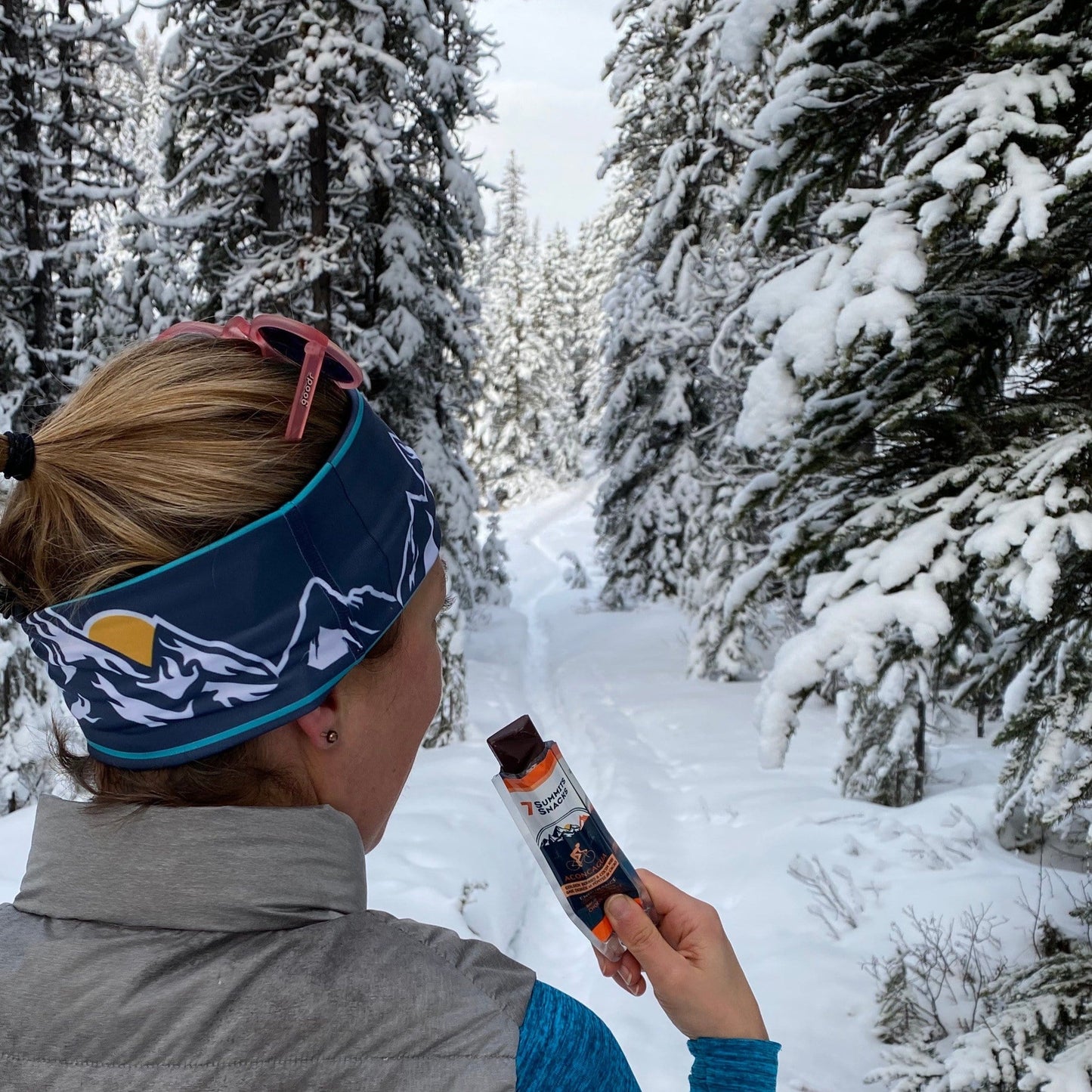 7 Summits Snacks Logo Neck Tube